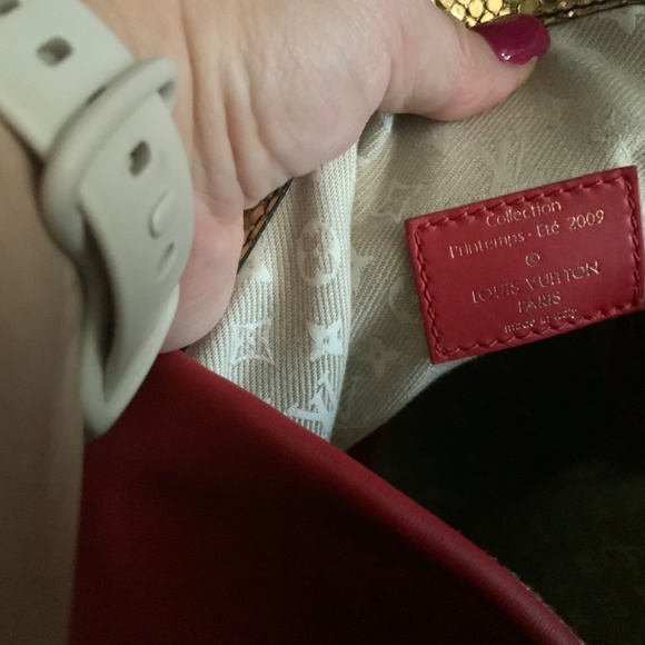 Limited Louis Vuitton Safari Handbag - Picture 2 of 9